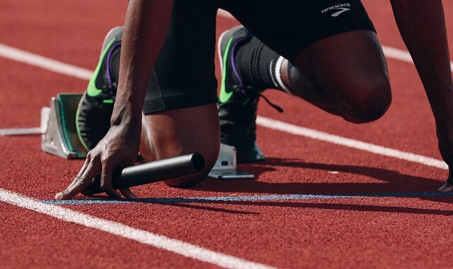 Yomra'da spor sahaları yenileniyor Yomra'da spor sahaları yenileniyor